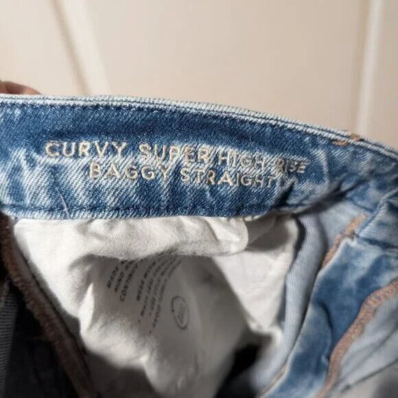 NEW AE | Stretch Curvy Super High-Waisted Baggy Straight Jean - Picture 5 of 12